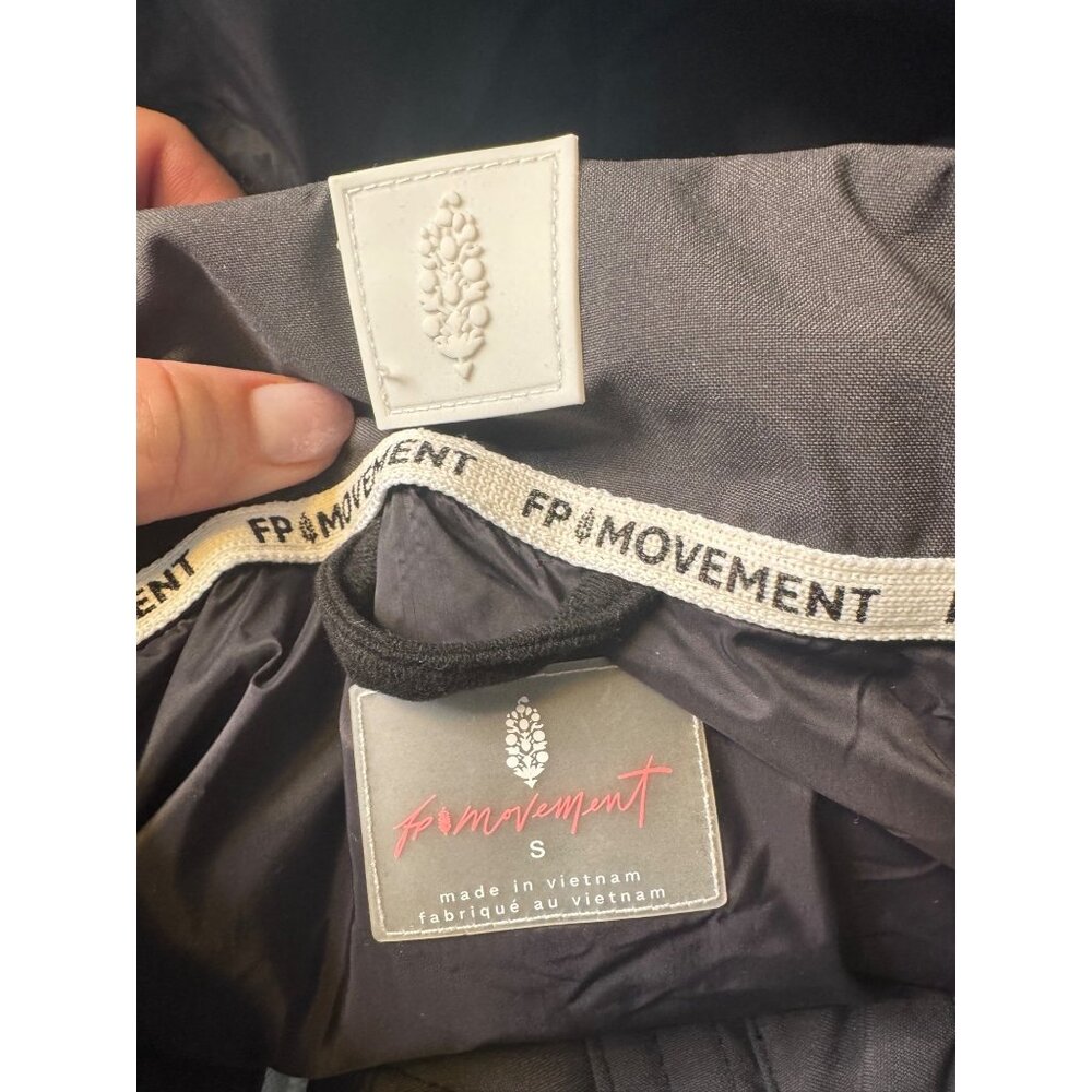 Free People All Prepped Ski Jacket Size Small Black Movement NWT $438 Quilted - Picture 5 of 16